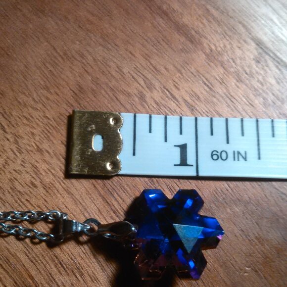 Magic Color Crystal Snowflake Brass Pendant Stainless Steel Necklace - Picture 9 of 16